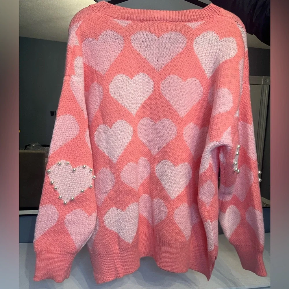 HEART PEARL SIDE SLIT LOOSE FIT V NECK SWEATER - Picture 6 of 8